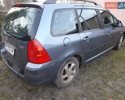 Сірий Пежо 307, об'ємом двигуна 1.36 л та пробігом 170 тис. км за 4200 $, фото 1 на Automoto.ua