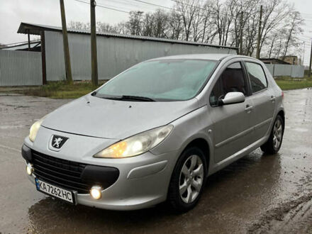 Серый Пежо 307, объемом двигателя 2 л и пробегом 337 тыс. км за 3300 $, фото 1 на Automoto.ua
