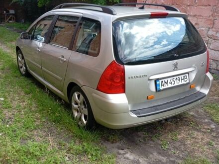 Сірий Пежо 307, об'ємом двигуна 1.6 л та пробігом 360 тис. км за 2998 $, фото 1 на Automoto.ua