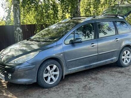 Сірий Пежо 307, об'ємом двигуна 1.59 л та пробігом 237 тис. км за 3700 $, фото 1 на Automoto.ua