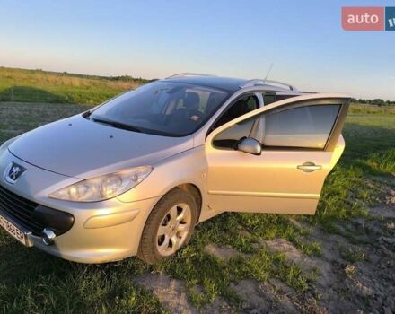 Серый Пежо 307, объемом двигателя 1.6 л и пробегом 330 тыс. км за 4700 $, фото 1 на Automoto.ua