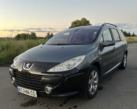 Серый Пежо 307, объемом двигателя 1.6 л и пробегом 248 тыс. км за 3800 $, фото 1 на Automoto.ua