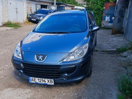 Пежо 307 2007 в Днепре (Днепропетровске) на Automoto.ua Серый Пежо 307, объемом двигателя 1.6 л и пробегом 300 тыс. км за 3999 $, фото 1 на Automoto.ua