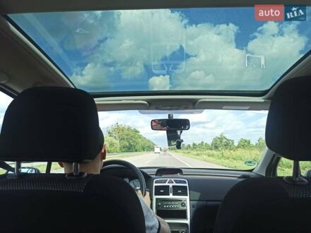 Сірий Пежо 307, об'ємом двигуна 1.6 л та пробігом 200 тис. км за 4950 $, фото 1 на Automoto.ua