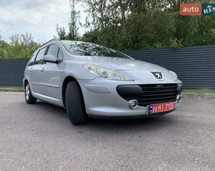 Серый Пежо 307, объемом двигателя 1.6 л и пробегом 256 тыс. км за 4500 $, фото 1 на Automoto.ua