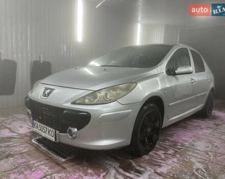 Серый Пежо 307, объемом двигателя 2 л и пробегом 235 тыс. км за 3555 $, фото 1 на Automoto.ua