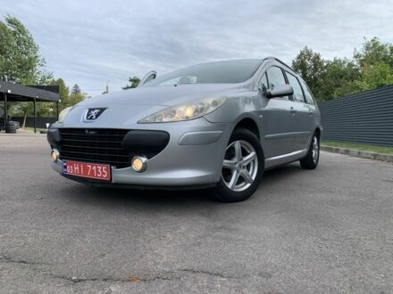Серый Пежо 307, объемом двигателя 1.6 л и пробегом 256 тыс. км за 4500 $, фото 1 на Automoto.ua