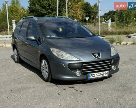 Серый Пежо 307, объемом двигателя 2 л и пробегом 340 тыс. км за 2900 $, фото 1 на Automoto.ua
