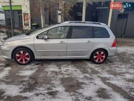 Пежо 307 2008 в Украинке на Automoto.ua Серый Пежо 307, объемом двигателя 2 л и пробегом 290 тыс. км за 4300 $, фото 1 на Automoto.ua