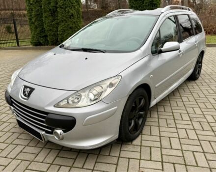 Серый Пежо 307, объемом двигателя 2 л и пробегом 210 тыс. км за 3950 $, фото 1 на Automoto.ua