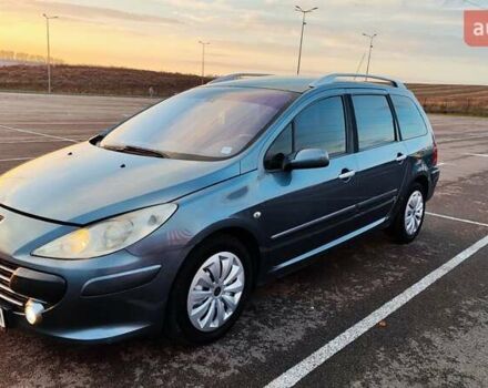 Серый Пежо 307, объемом двигателя 2 л и пробегом 365 тыс. км за 3900 $, фото 1 на Automoto.ua