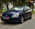 Синий Пежо 307, объемом двигателя 2 л и пробегом 296 тыс. км за 3590 $, фото 1 на Automoto.ua