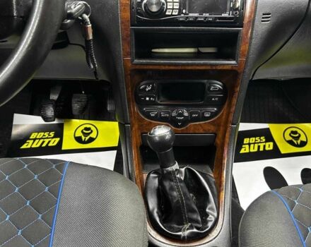 Синий Пежо 307, объемом двигателя 2 л и пробегом 260 тыс. км за 3900 $, фото 11 на Automoto.ua