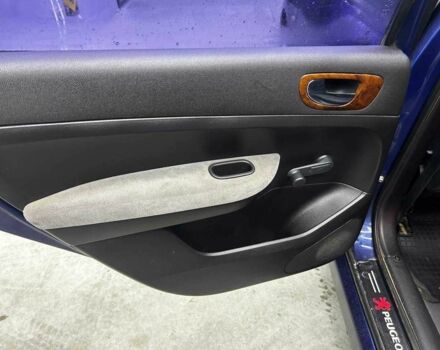 Синий Пежо 307, объемом двигателя 2 л и пробегом 260 тыс. км за 3900 $, фото 16 на Automoto.ua