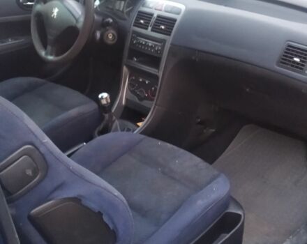 Синий Пежо 307, объемом двигателя 2 л и пробегом 220 тыс. км за 1500 $, фото 4 на Automoto.ua