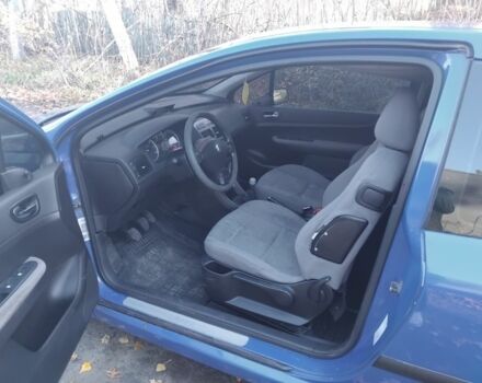 Синій Пежо 307, об'ємом двигуна 2 л та пробігом 260 тис. км за 1699 $, фото 10 на Automoto.ua