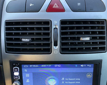 Синій Пежо 307, об'ємом двигуна 1.6 л та пробігом 192 тис. км за 4600 $, фото 22 на Automoto.ua