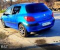 Синий Пежо 307, объемом двигателя 1.6 л и пробегом 345 тыс. км за 3500 $, фото 1 на Automoto.ua