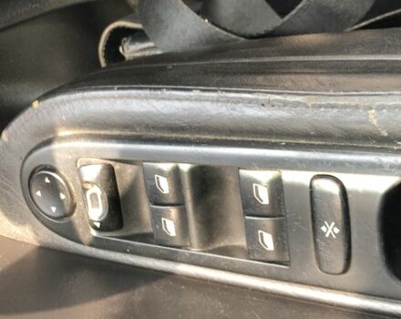 Синий Пежо 307, объемом двигателя 2 л и пробегом 300 тыс. км за 1450 $, фото 5 на Automoto.ua
