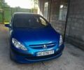 Синий Пежо 307, объемом двигателя 2 л и пробегом 235 тыс. км за 4600 $, фото 1 на Automoto.ua