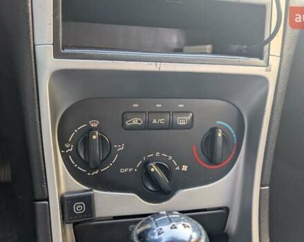 Пежо 307 2004 в Ивано-Франковске на Automoto.ua Синий Пежо 307, объемом двигателя 1.59 л и пробегом 246 тыс. км за 2800 $, фото 6 на Automoto.ua