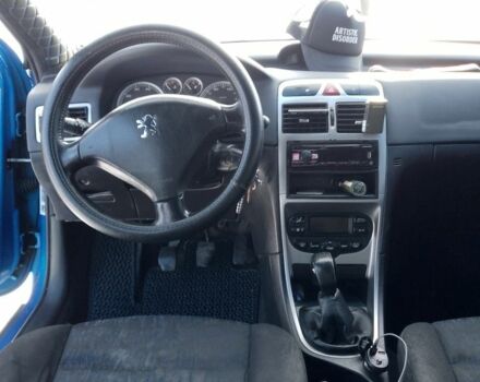 Синій Пежо 307, об'ємом двигуна 1.6 л та пробігом 300 тис. км за 3000 $, фото 2 на Automoto.ua