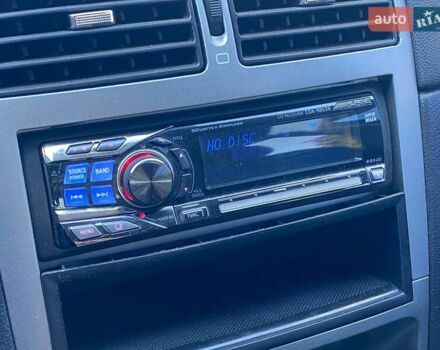 Пежо 307 2004 в Киеве на Automoto.ua Синий Пежо 307, объемом двигателя 1.6 л и пробегом 266 тыс. км за 3690 $, фото 17 на Automoto.ua