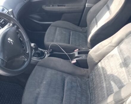 Синій Пежо 307, об'ємом двигуна 1.6 л та пробігом 300 тис. км за 3000 $, фото 4 на Automoto.ua