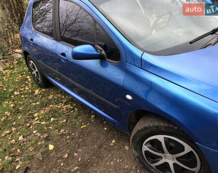 Синий Пежо 307, объемом двигателя 1.59 л и пробегом 357 тыс. км за 3400 $, фото 1 на Automoto.ua