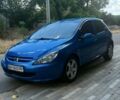 Синий Пежо 307, объемом двигателя 1.6 л и пробегом 250 тыс. км за 2500 $, фото 1 на Automoto.ua