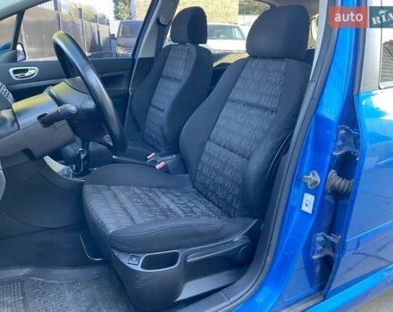 Пежо 307 2004 в Киеве на Automoto.ua Синий Пежо 307, объемом двигателя 1.6 л и пробегом 266 тыс. км за 3690 $, фото 8 на Automoto.ua