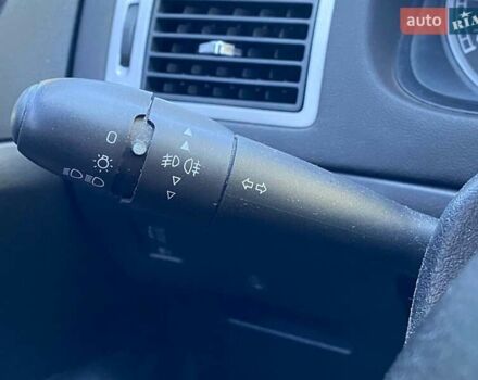 Пежо 307 2004 в Киеве на Automoto.ua Синий Пежо 307, объемом двигателя 1.6 л и пробегом 266 тыс. км за 3690 $, фото 22 на Automoto.ua