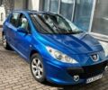 Синий Пежо 307, объемом двигателя 2 л и пробегом 135 тыс. км за 3800 $, фото 1 на Automoto.ua