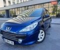 Синий Пежо 307, объемом двигателя 2 л и пробегом 255 тыс. км за 4399 $, фото 1 на Automoto.ua