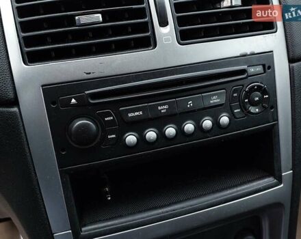 Синий Пежо 307, объемом двигателя 2 л и пробегом 265 тыс. км за 3550 $, фото 10 на Automoto.ua