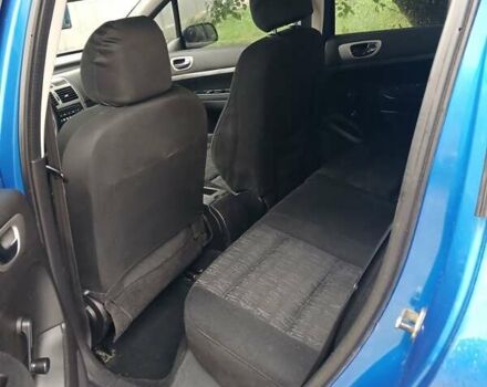 Синий Пежо 307, объемом двигателя 2 л и пробегом 265 тыс. км за 3650 $, фото 7 на Automoto.ua