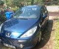Синій Пежо 307, об'ємом двигуна 2 л та пробігом 350 тис. км за 3400 $, фото 5 на Automoto.ua