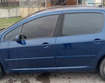 Синій Пежо 307, об'ємом двигуна 2 л та пробігом 329 тис. км за 4200 $, фото 2 на Automoto.ua