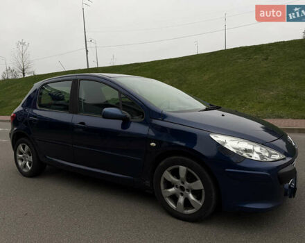 Синій Пежо 307, об'ємом двигуна 2 л та пробігом 208 тис. км за 3300 $, фото 8 на Automoto.ua