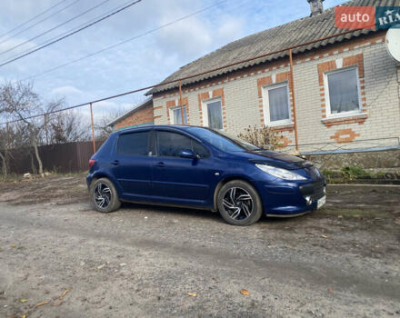 Синий Пежо 307, объемом двигателя 2 л и пробегом 231 тыс. км за 5300 $, фото 3 на Automoto.ua