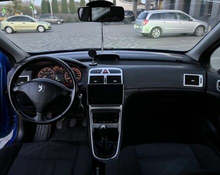 Синий Пежо 307, объемом двигателя 2 л и пробегом 391 тыс. км за 3450 $, фото 4 на Automoto.ua