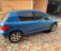 Синий Пежо 307, объемом двигателя 2 л и пробегом 340 тыс. км за 1902 $, фото 1 на Automoto.ua