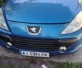 Синий Пежо 307, объемом двигателя 2 л и пробегом 442 тыс. км за 4200 $, фото 1 на Automoto.ua