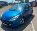 Синий Пежо 307, объемом двигателя 2 л и пробегом 234 тыс. км за 4200 $, фото 1 на Automoto.ua