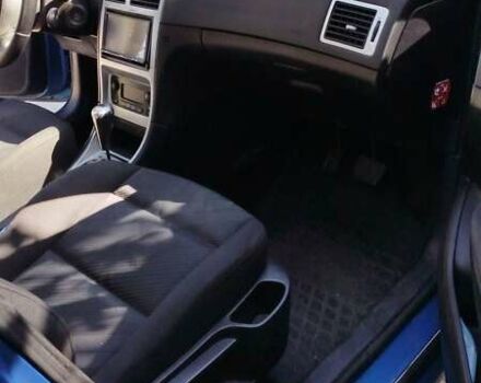 Синий Пежо 307, объемом двигателя 2 л и пробегом 442 тыс. км за 4200 $, фото 4 на Automoto.ua