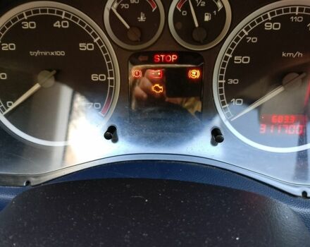 Синій Пежо 307, об'ємом двигуна 1.6 л та пробігом 311 тис. км за 2700 $, фото 7 на Automoto.ua