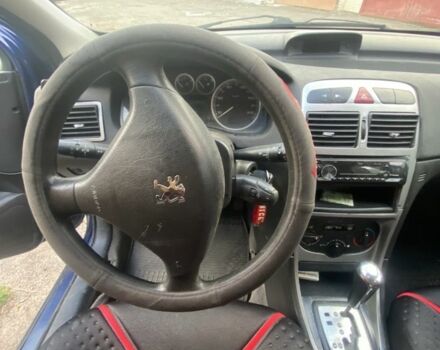 Синій Пежо 307, об'ємом двигуна 1.6 л та пробігом 262 тис. км за 2300 $, фото 7 на Automoto.ua