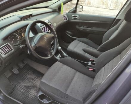 Синій Пежо 307, об'ємом двигуна 2 л та пробігом 466 тис. км за 3350 $, фото 3 на Automoto.ua