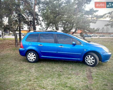 Синий Пежо 307, объемом двигателя 1.59 л и пробегом 336 тыс. км за 5000 $, фото 4 на Automoto.ua