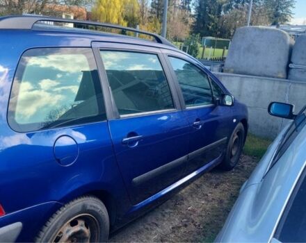 Синий Пежо 307, объемом двигателя 1.6 л и пробегом 200 тыс. км за 1500 $, фото 1 на Automoto.ua